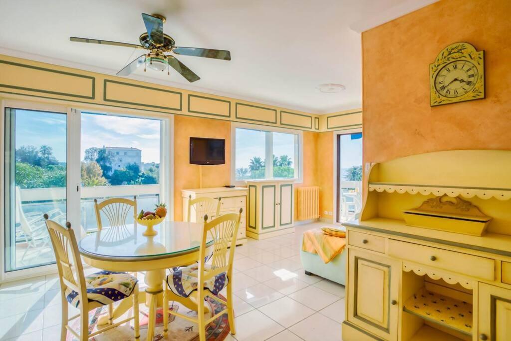 Apartmán A6- 2 Bdr Incredible Sea View - Ac, Garage & Terrace Antibes Exteriér fotografie